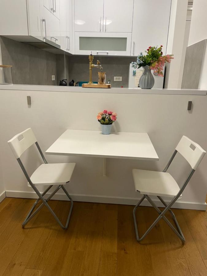 Neva Apartment Belgrado Buitenkant foto