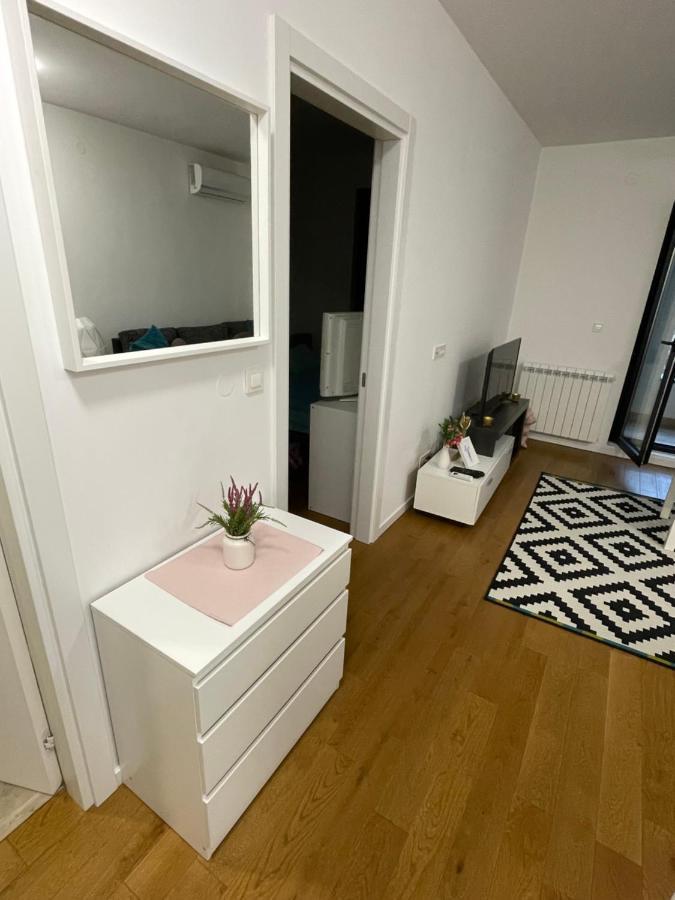 Neva Apartment Belgrado Buitenkant foto